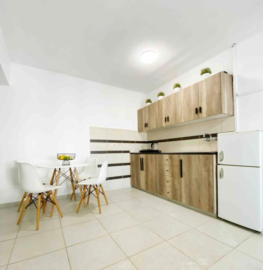 Flat In The Heart Of Ayia Napa/Центр Айя Напы Daire Dış mekan fotoğraf